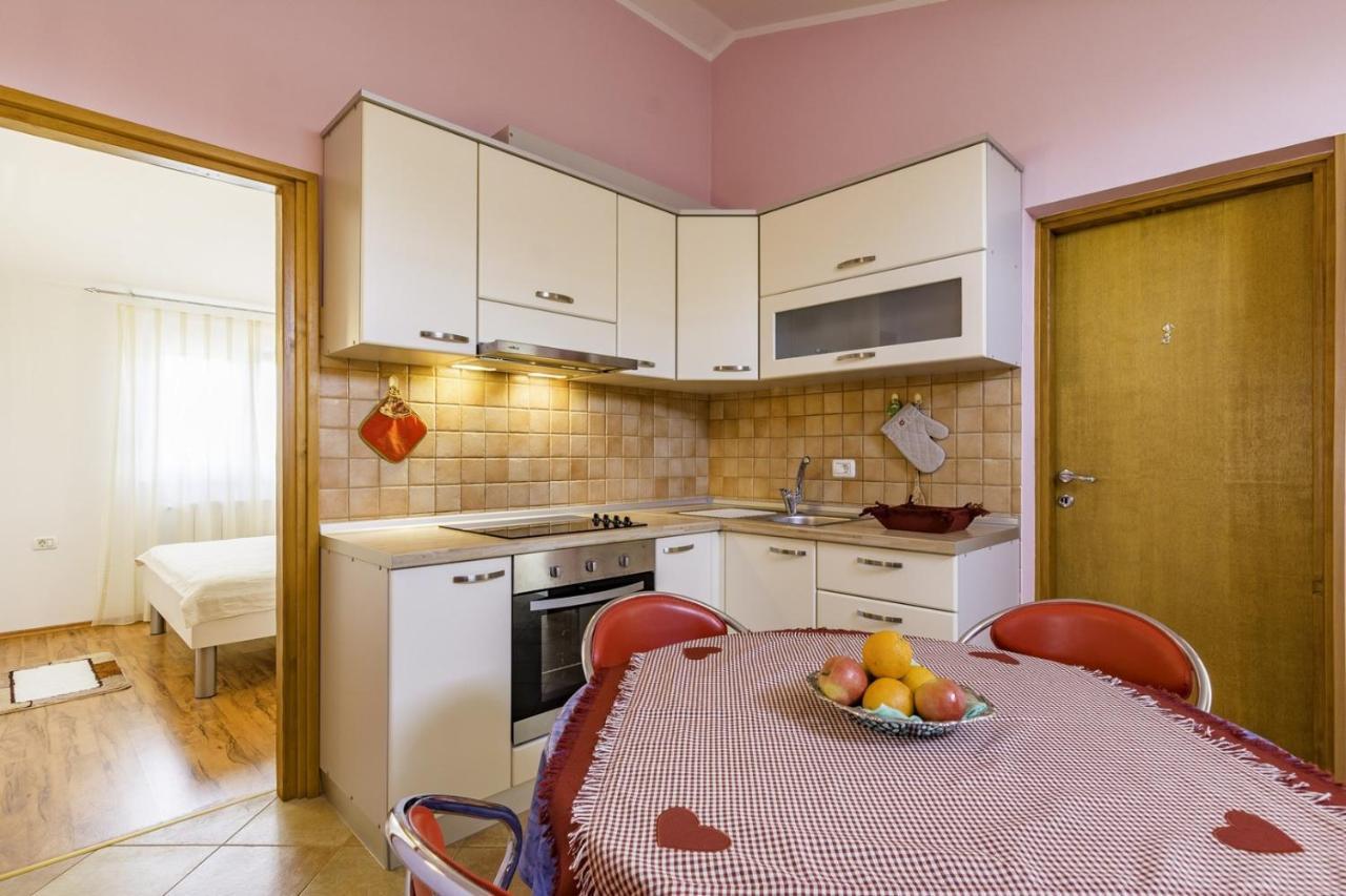 Bozica House With Apartment Umag Exteriör bild