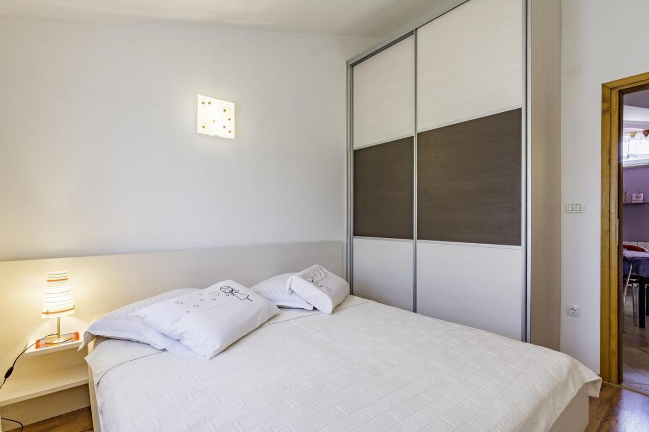 Bozica House With Apartment Umag Exteriör bild